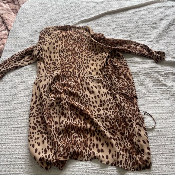 Reformation Cheetah Print Wrap Dress - Picture 6 of 7